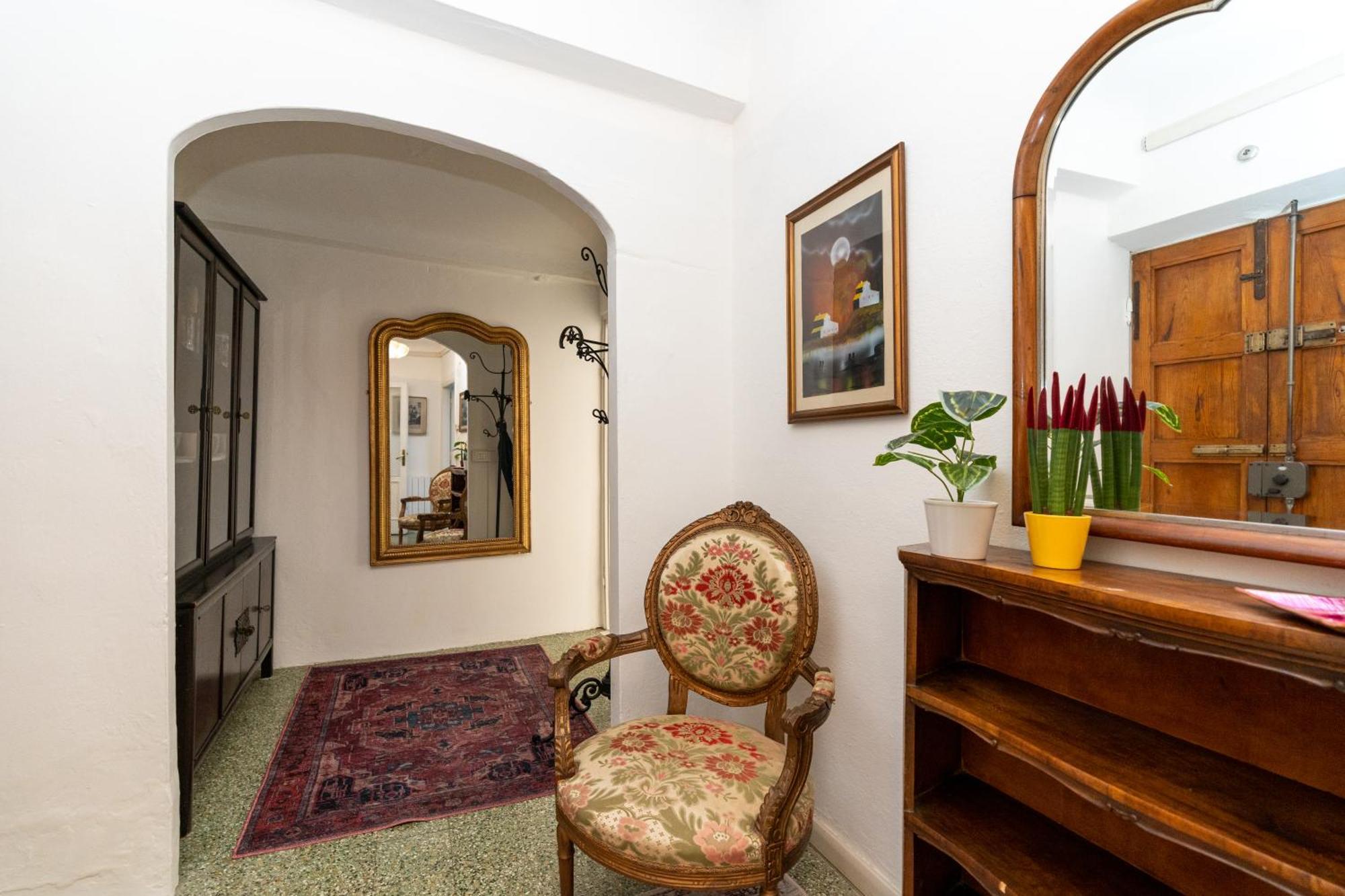 Apartamento Historic Apt In The Center Of Lucca With Balcony Exterior foto